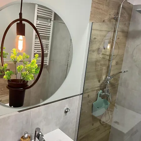 Apartman Calm Nr 8 *